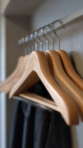 best non-slip clothes hangers